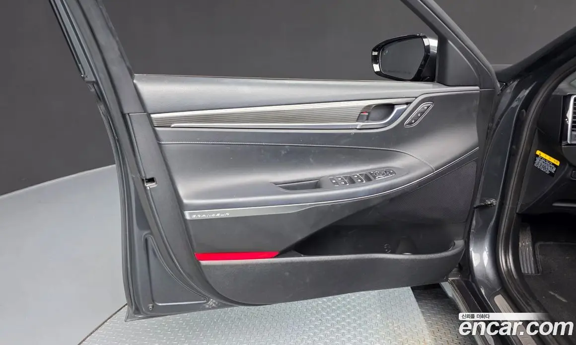 Hyundai Grandeur 2017 3.0 автомат (гидро), фото 14