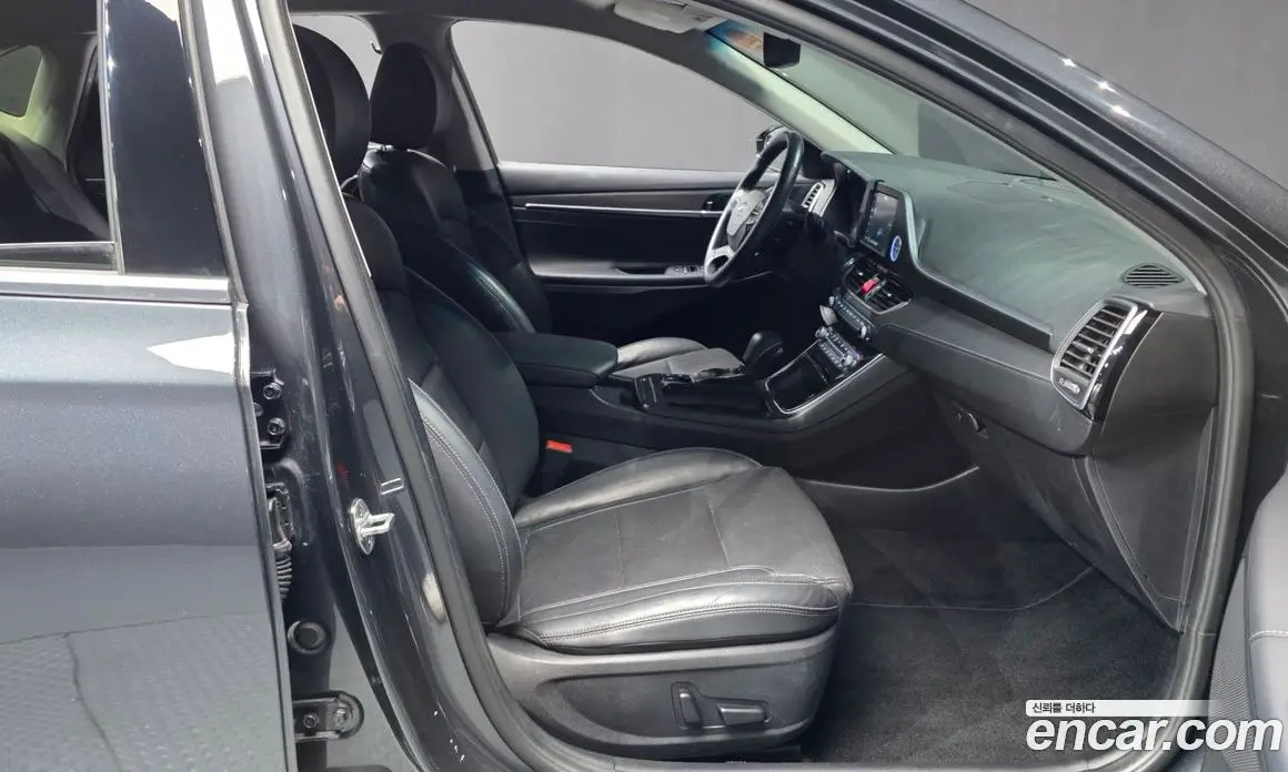 Hyundai Grandeur 2017 3.0 автомат (гидро), фото 17