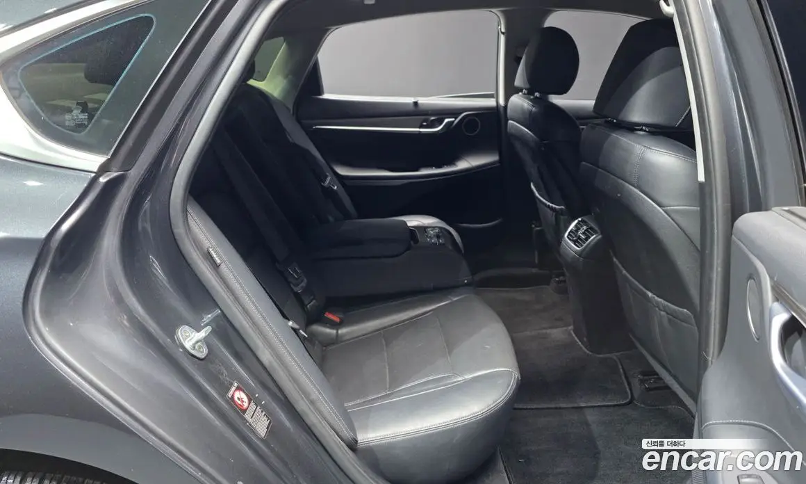 Hyundai Grandeur 2017 3.0 автомат (гидро), фото 18