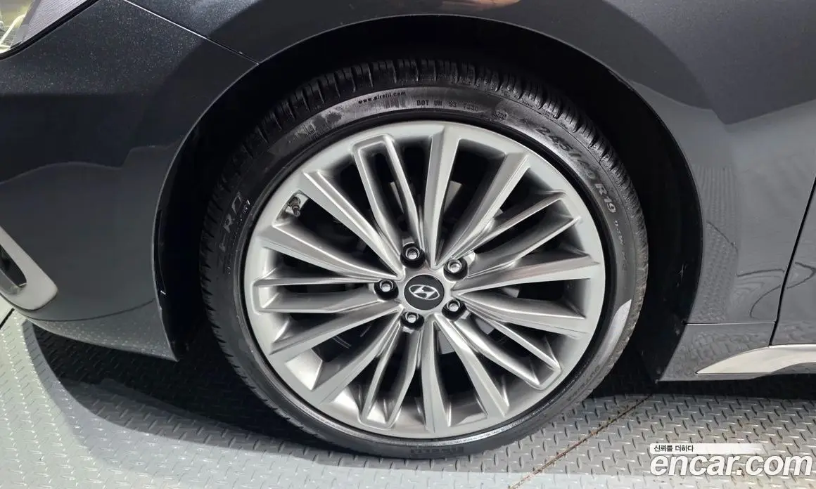 Hyundai Grandeur 2017 3.0 автомат (гидро), фото 5