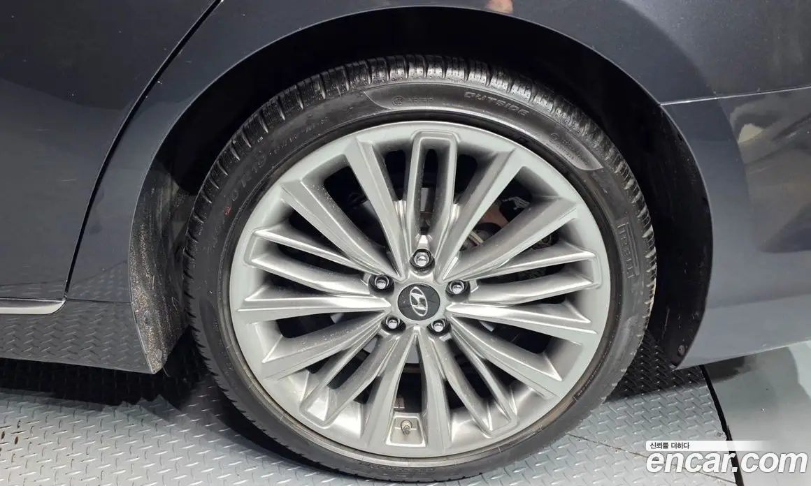 Hyundai Grandeur 2017 3.0 автомат (гидро), фото 7
