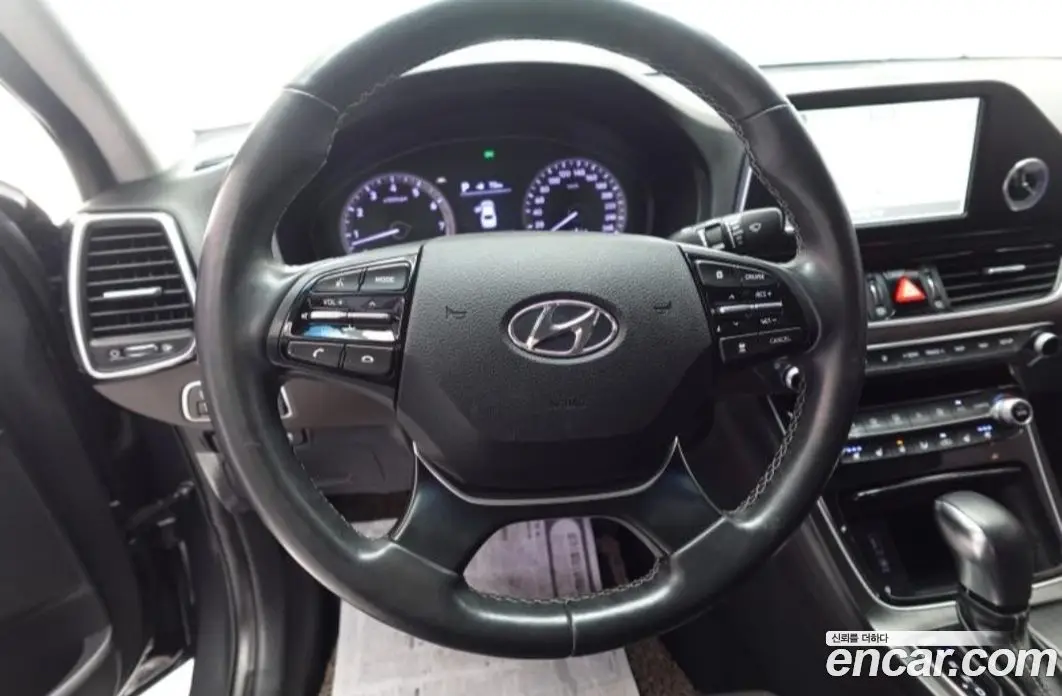 Hyundai Grandeur 2017 3.0 автомат (гидро), фото 14 Hyundai Grandeur 2017 3.0 автомат (гидро), фото 14