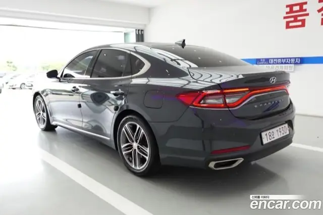 Hyundai Grandeur 2017 3.0 автомат (гидро), миниатюра 3 Hyundai Grandeur 2017 3.0 автомат (гидро), миниатюра 3
