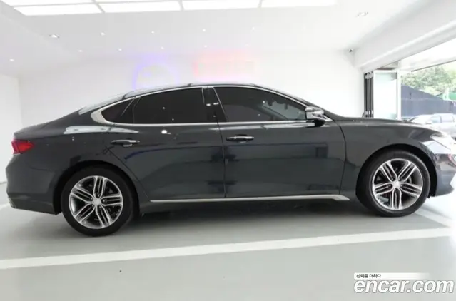 Hyundai Grandeur 2017 3.0 автомат (гидро), миниатюра 6 Hyundai Grandeur 2017 3.0 автомат (гидро), миниатюра 6