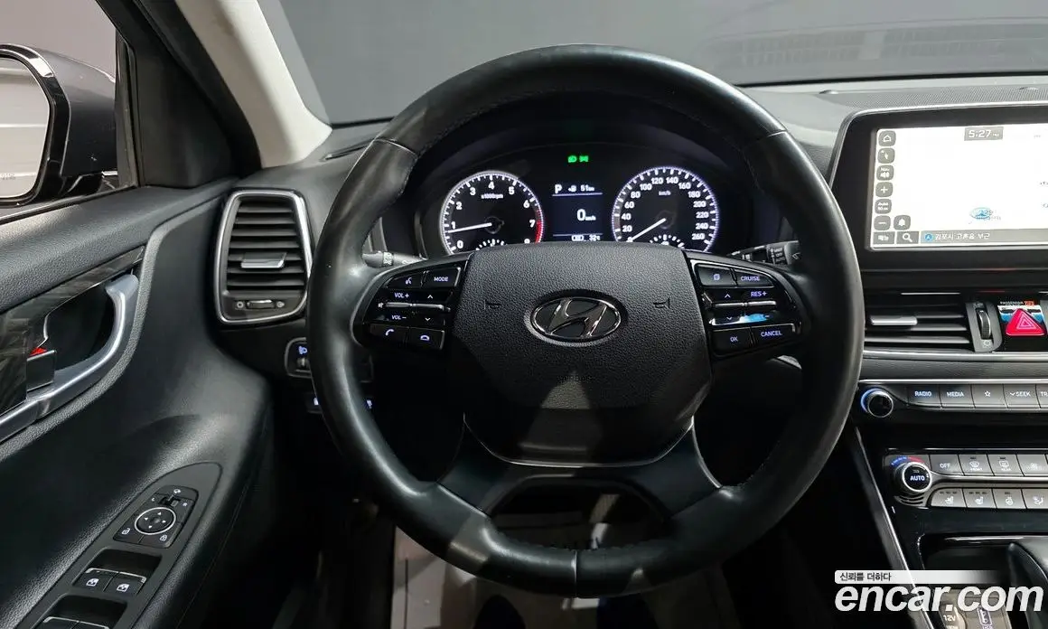 Hyundai Grandeur 2017 2.4 автомат (гидро), фото 13 Hyundai Grandeur 2017 2.4 автомат (гидро), фото 13