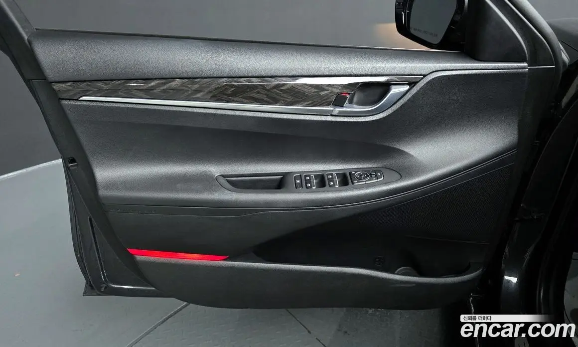Hyundai Grandeur 2017 2.4 автомат (гидро), фото 15 Hyundai Grandeur 2017 2.4 автомат (гидро), фото 15