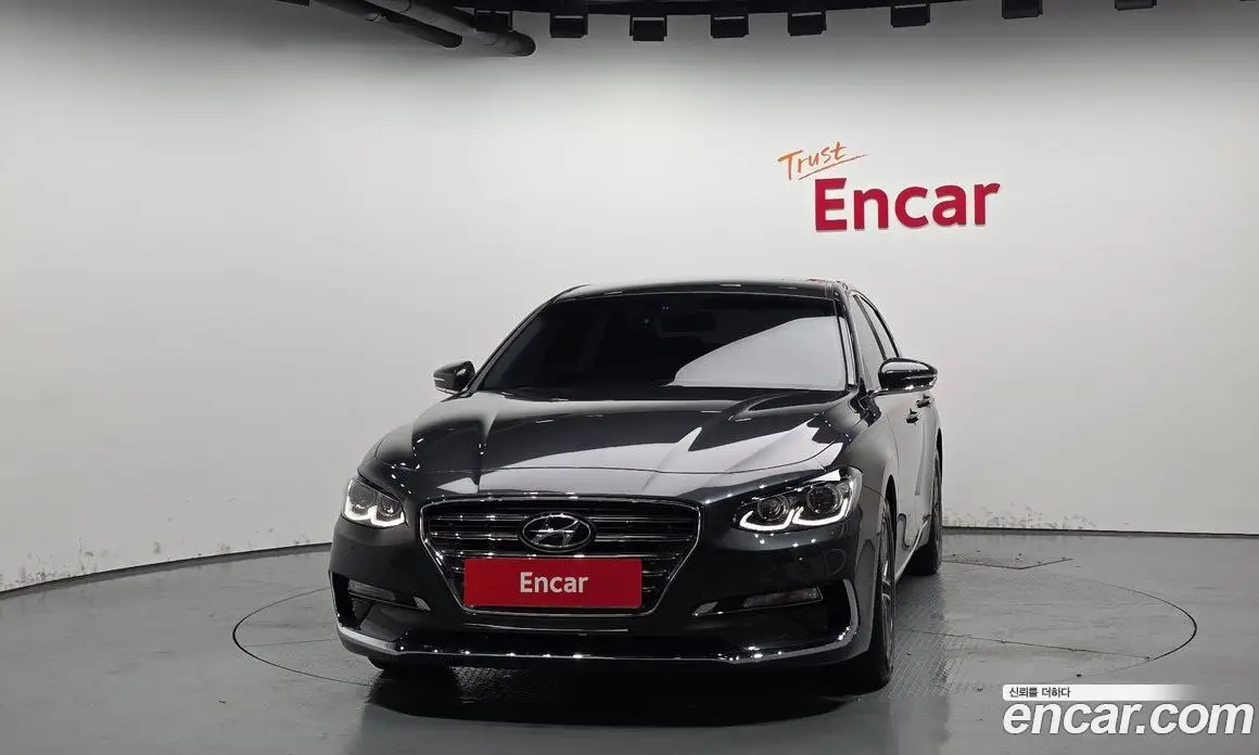 Hyundai Grandeur 2017 2.4 автомат (гидро), фото 3 Hyundai Grandeur 2017 2.4 автомат (гидро), фото 3