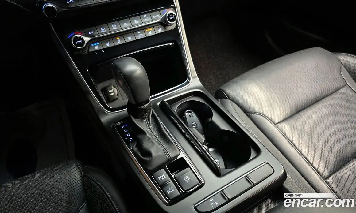 Hyundai Grandeur 2017 2.4 автомат (гидро), фото 9 Hyundai Grandeur 2017 2.4 автомат (гидро), фото 9