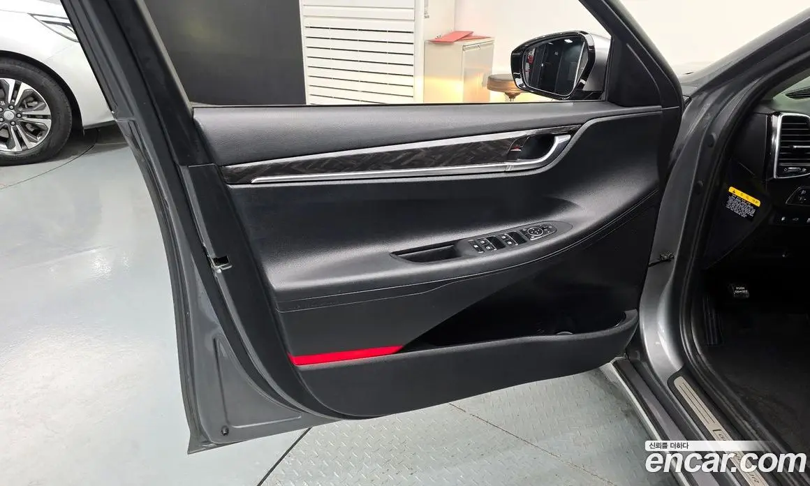 Hyundai Grandeur 2017 3.0 автомат (гидро), фото 14