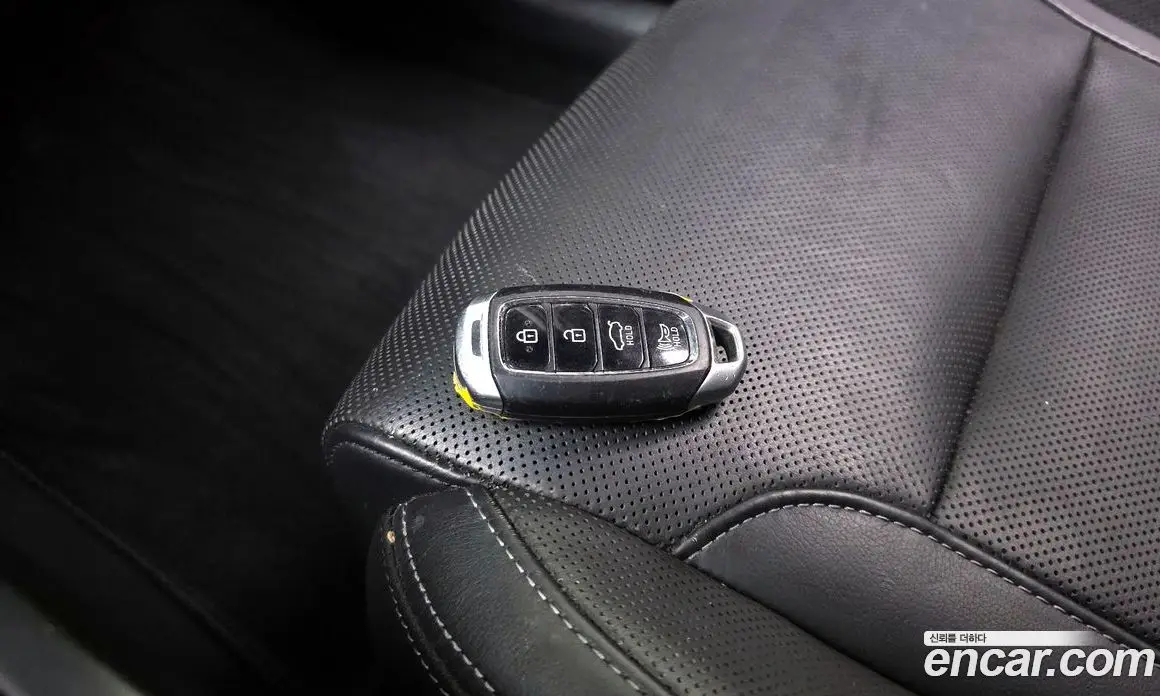 Hyundai Grandeur 2017 3.0 автомат (гидро), фото 16
