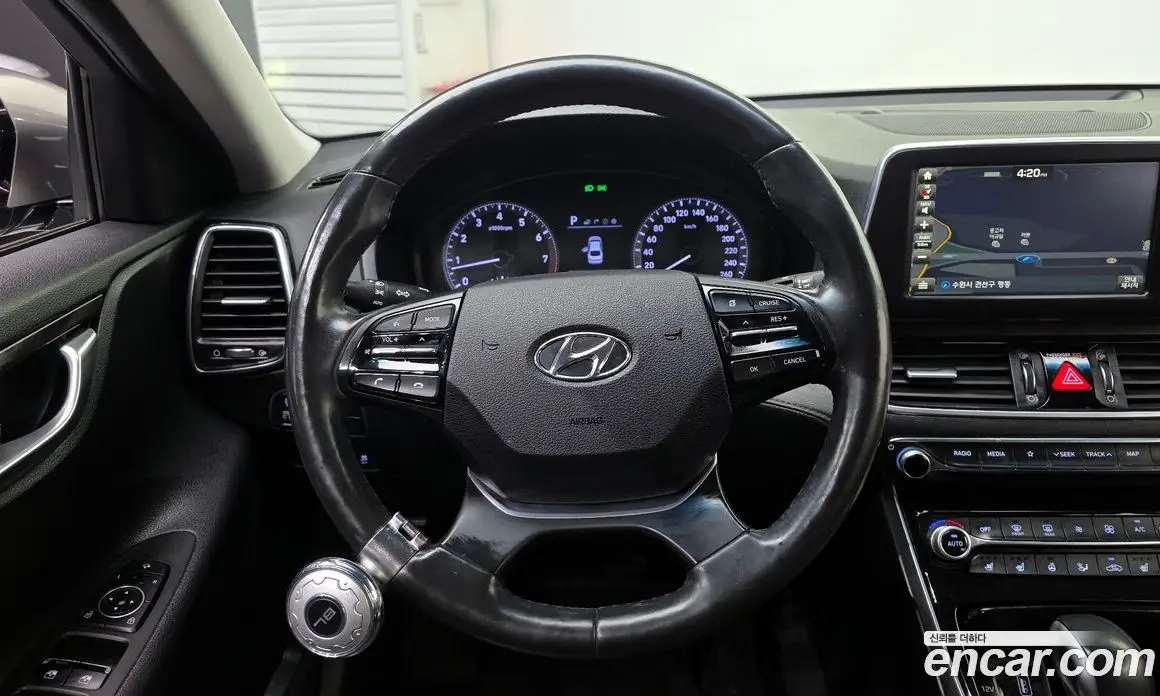 Hyundai Grandeur 2017 3.0 автомат (гидро), фото 19
