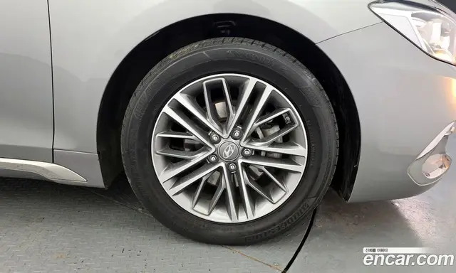 Hyundai Grandeur 2017 3.0 автомат (гидро), миниатюра 7
