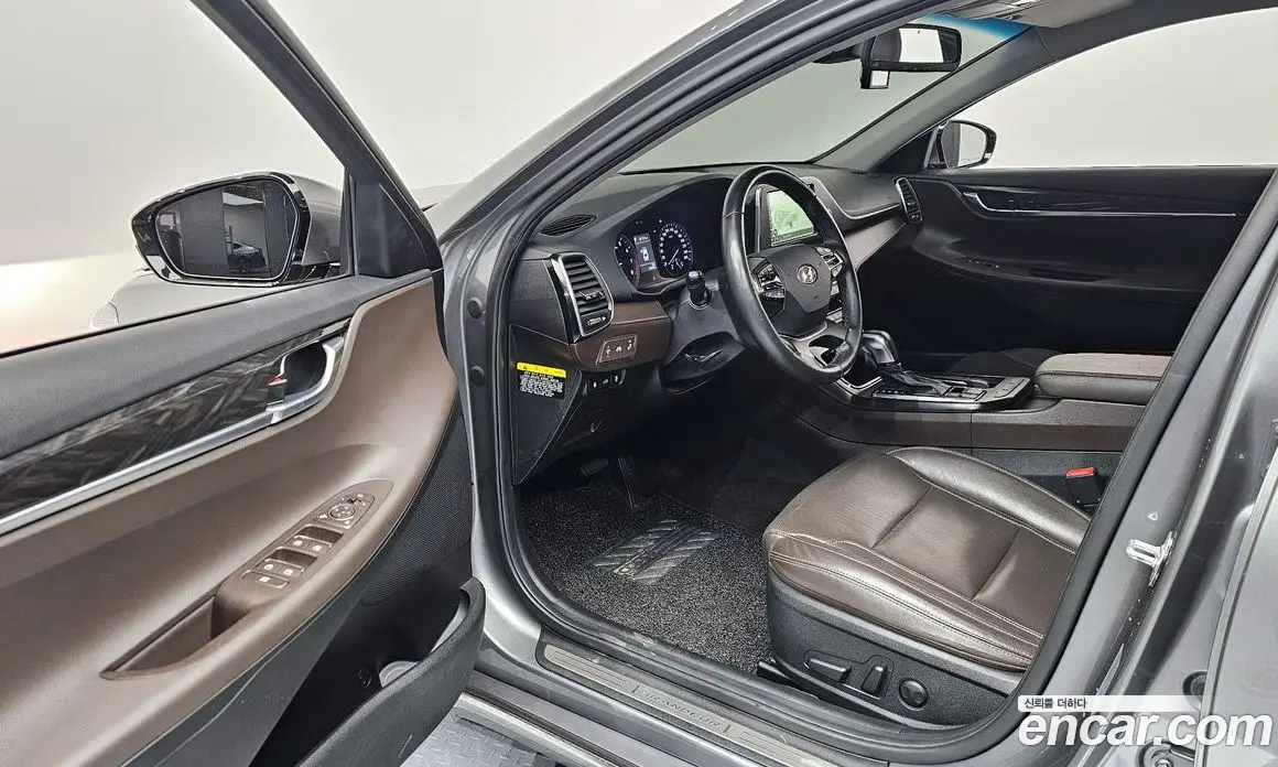 Hyundai Grandeur 2017 2.4 автомат (гидро), фото 13
