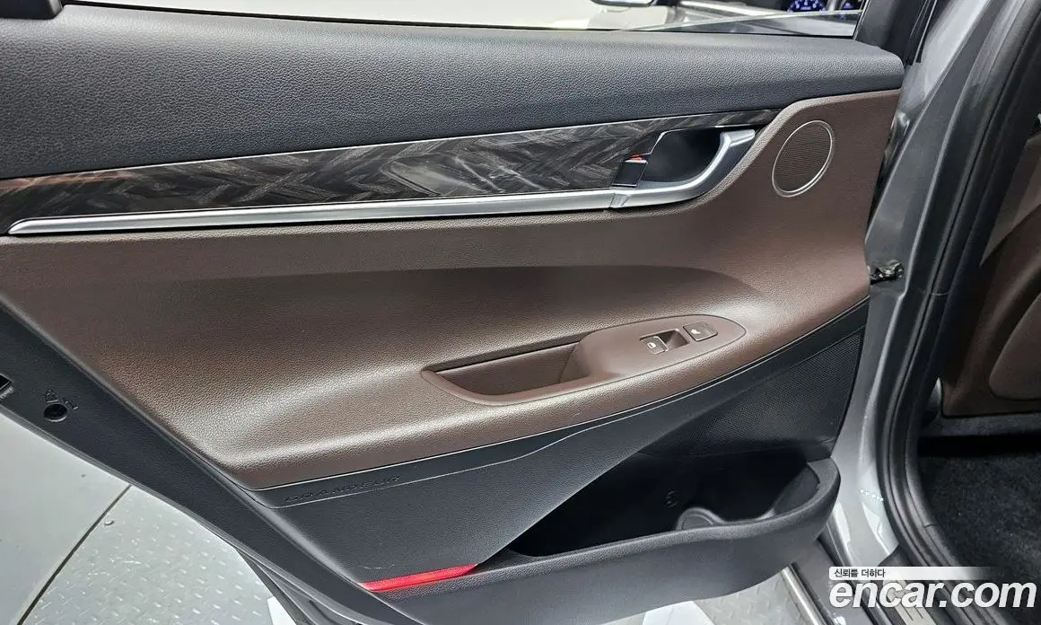 Hyundai Grandeur 2017 2.4 автомат (гидро), фото 15