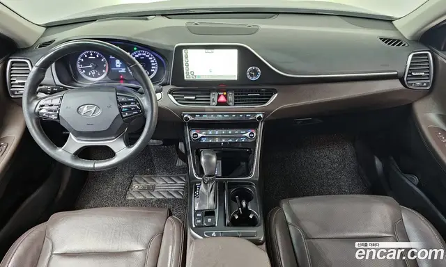 Hyundai Grandeur 2017 2.4 автомат (гидро), миниатюра 10