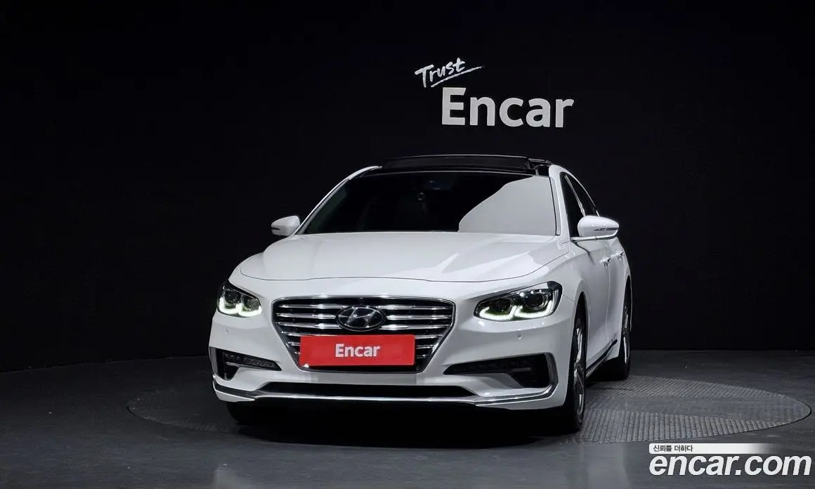 Hyundai Grandeur 2018 2.4 автомат (гидро), фото 3