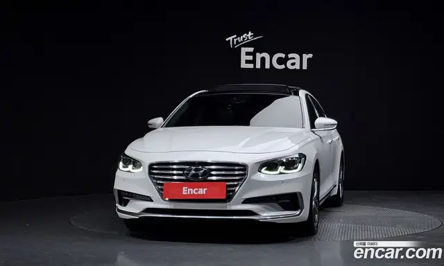 Hyundai Grandeur 2018 2.4 автомат (гидро), миниатюра 3