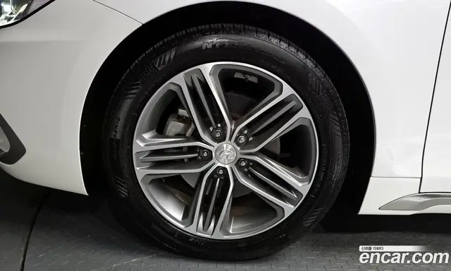 Hyundai Grandeur 2018 2.4 автомат (гидро), миниатюра 5
