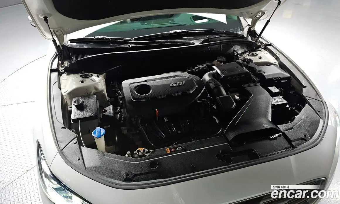 Hyundai Grandeur 2018 2.4 автомат (гидро), фото 6