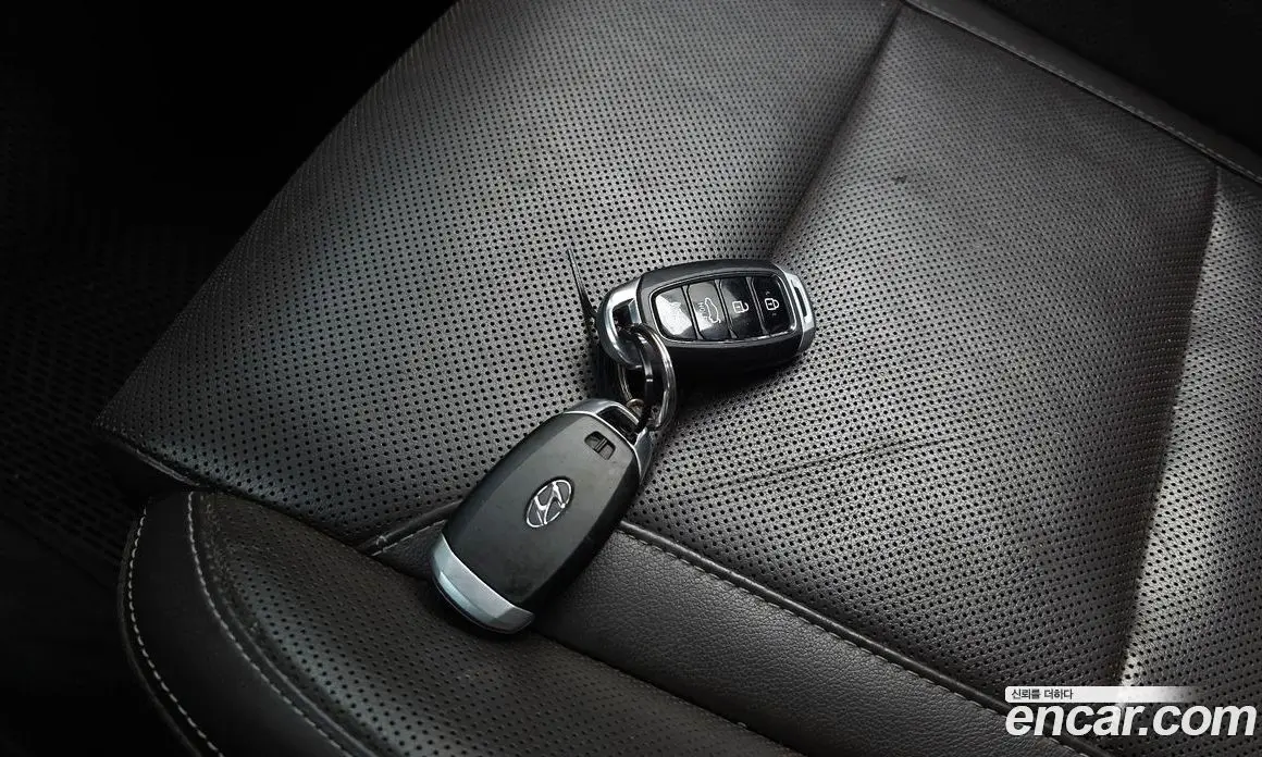 Hyundai Grandeur 2018 2.4 автомат (гидро), фото 16