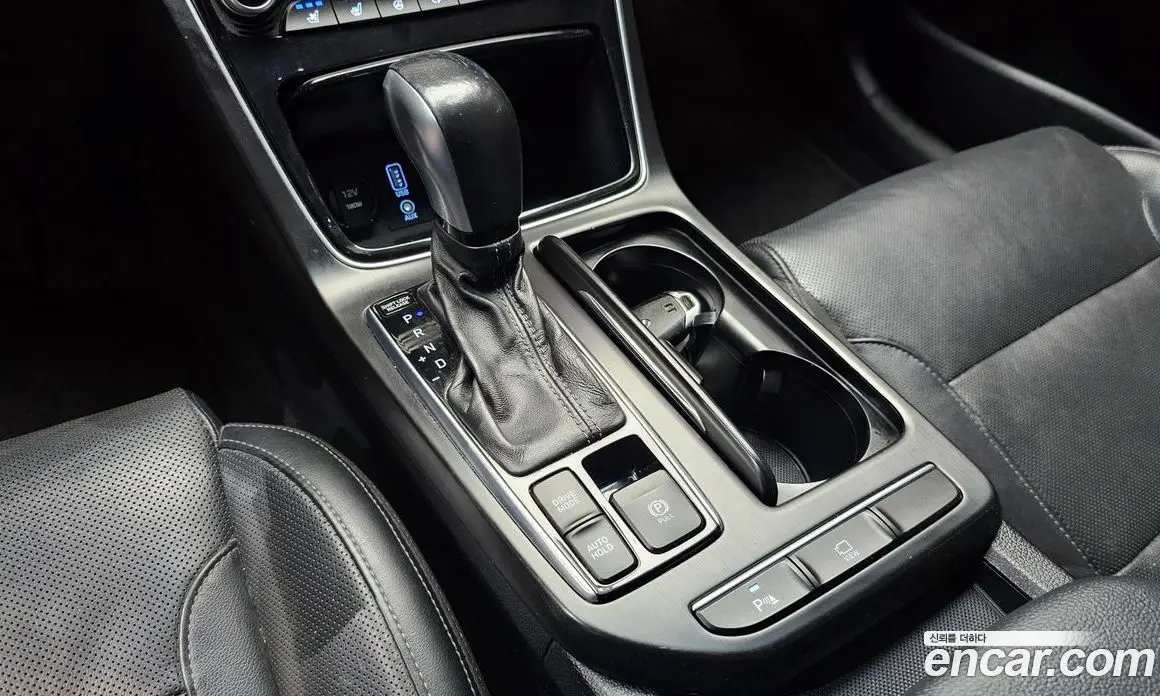 Hyundai Grandeur 2018 3.0 автомат (гидро), фото 12