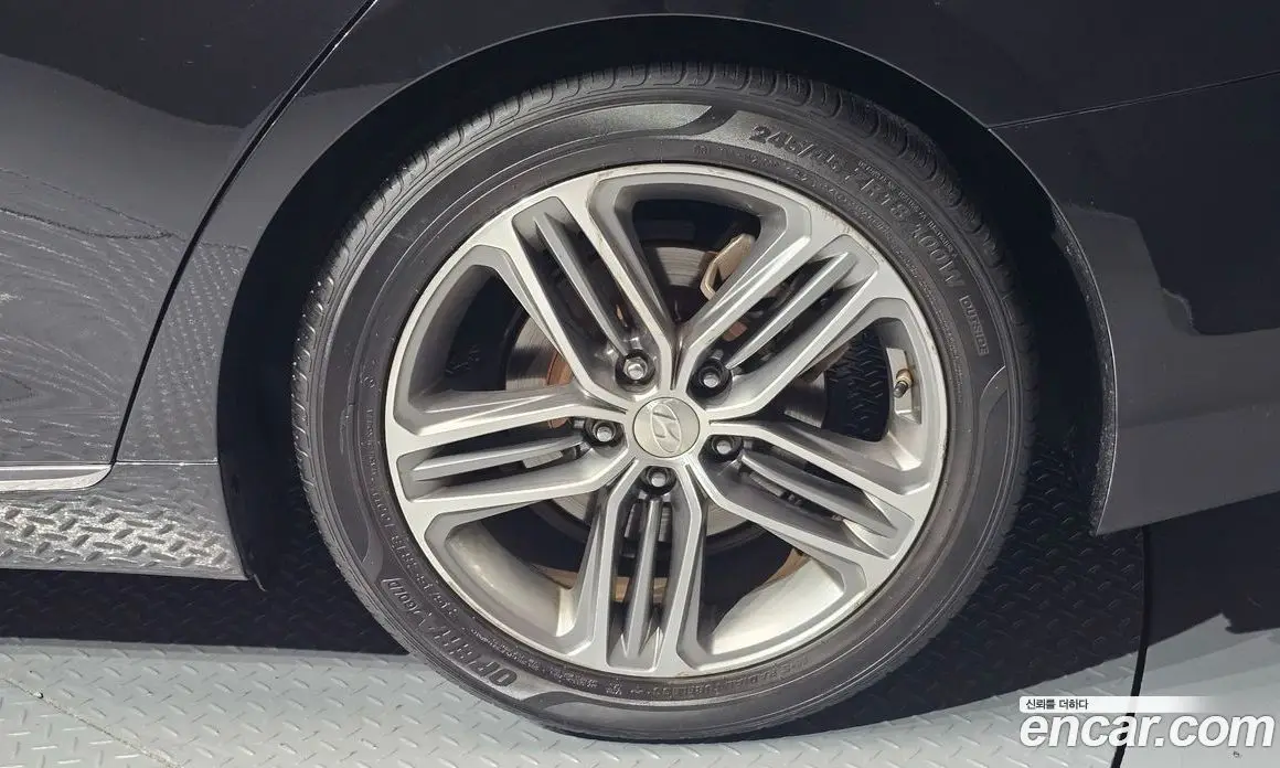 Hyundai Grandeur 2018 3.0 автомат (гидро), фото 7