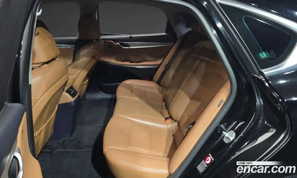 Hyundai Grandeur 2018 2.4 автомат (гидро), фото 17