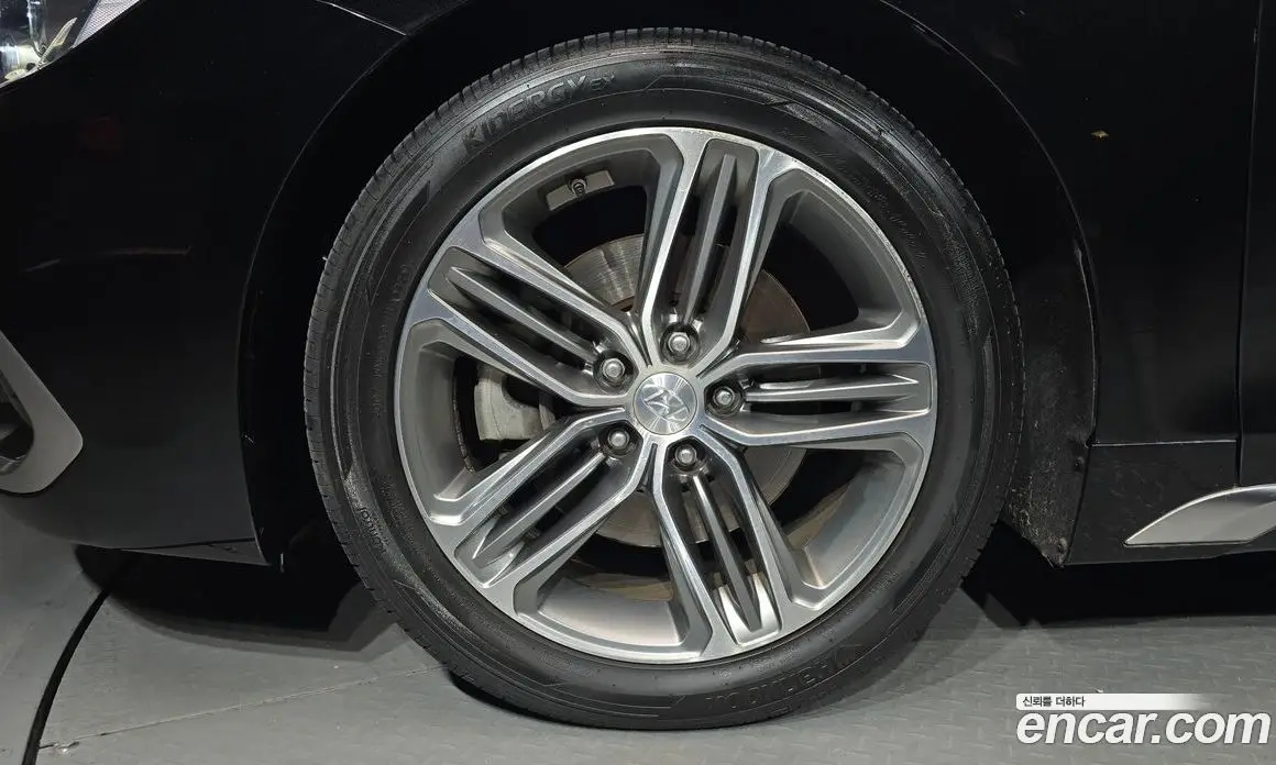 Hyundai Grandeur 2018 2.4 автомат (гидро), фото 5