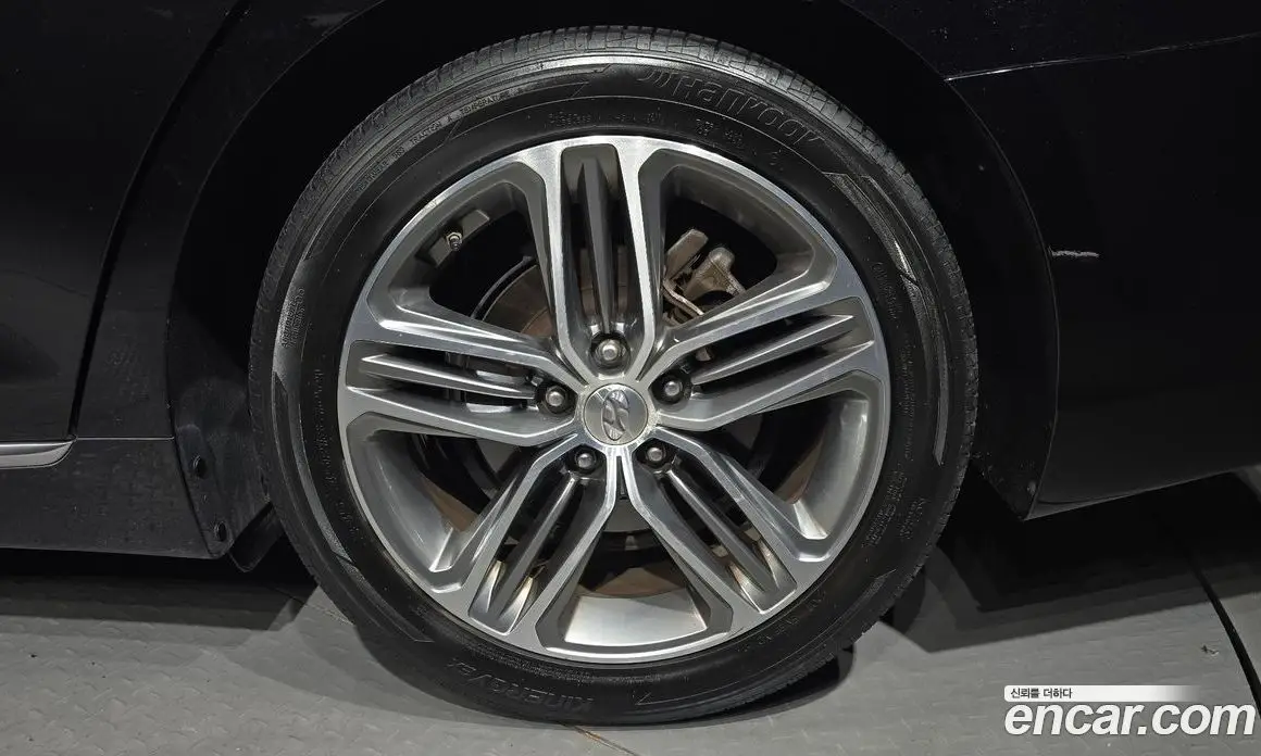 Hyundai Grandeur 2018 2.4 автомат (гидро), фото 7