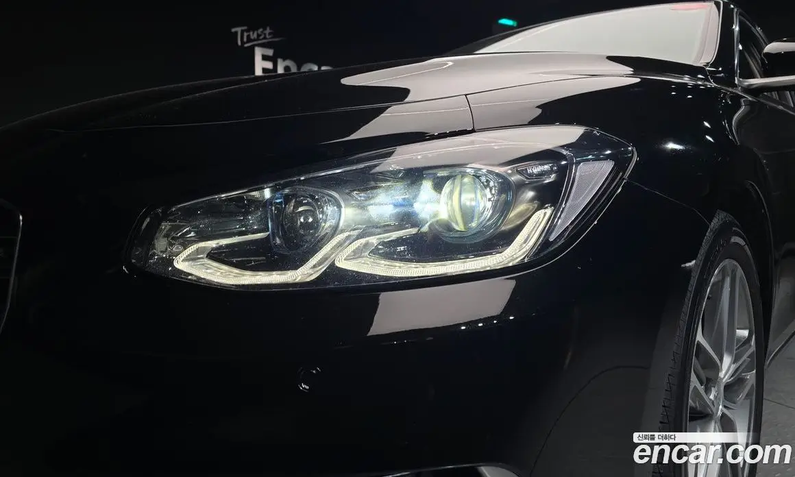 Hyundai Grandeur 2018 2.4 автомат (гидро), фото 8