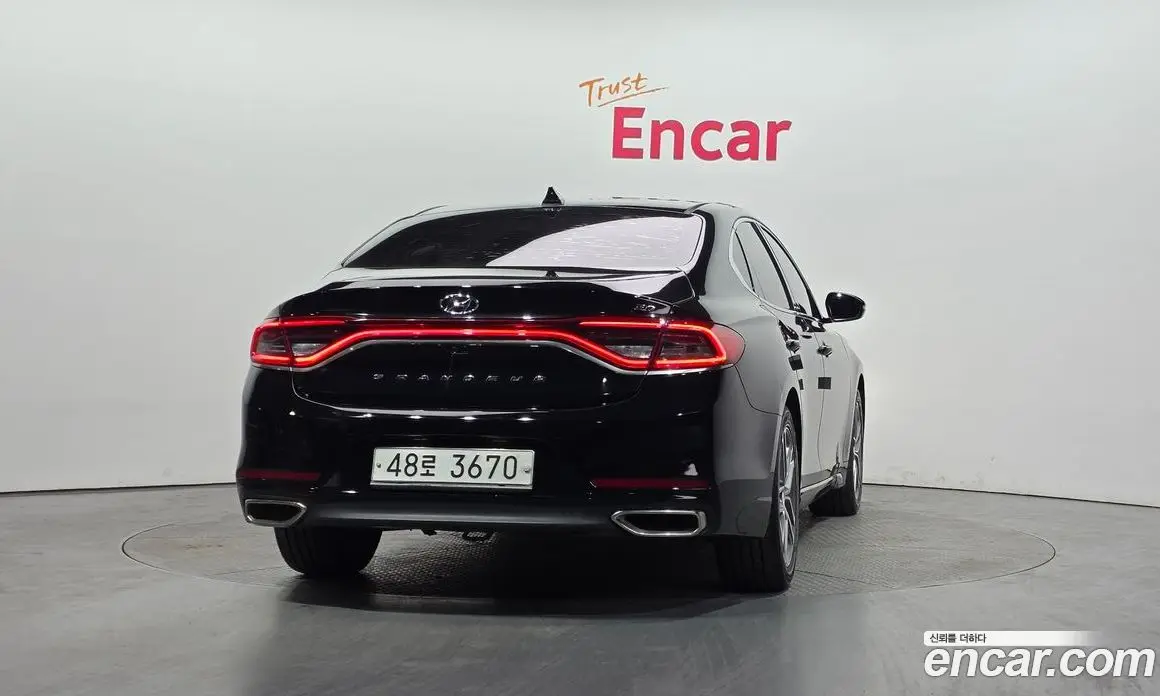 Hyundai Grandeur 2018 3.0 автомат (гидро), фото 4