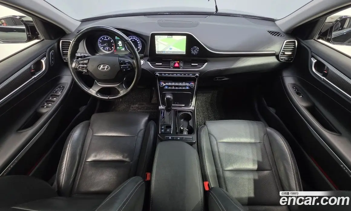 Hyundai Grandeur 2018 3.0 автомат (гидро), фото 7
