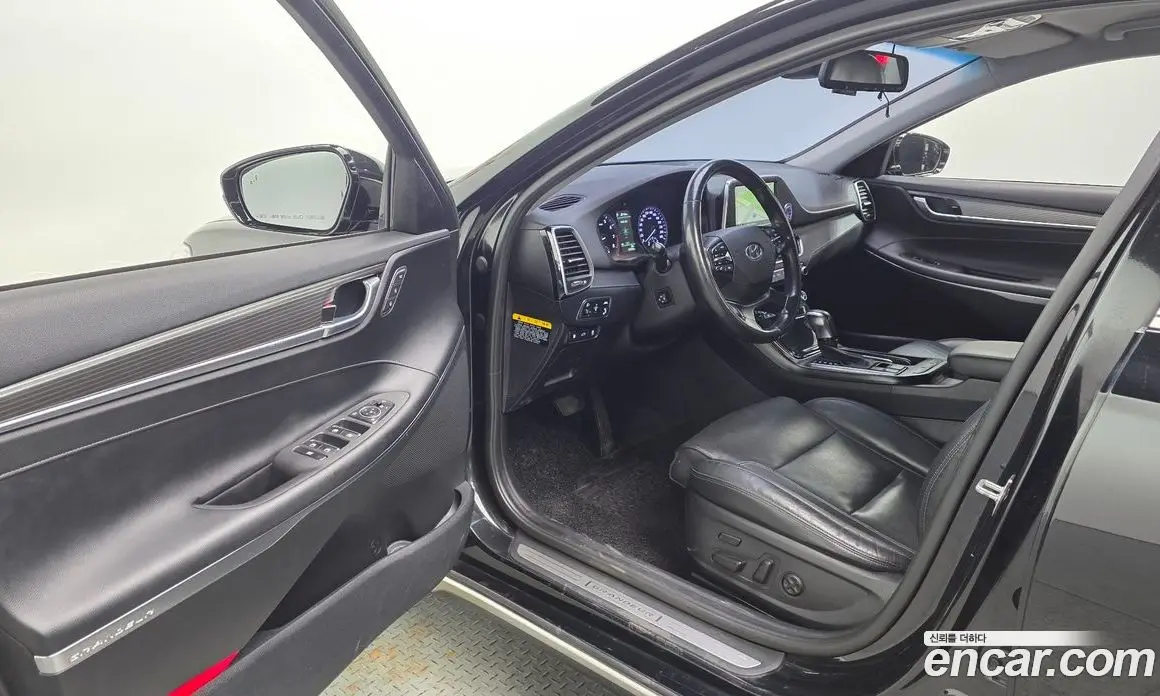 Hyundai Grandeur 2018 3.0 автомат (гидро), фото 10