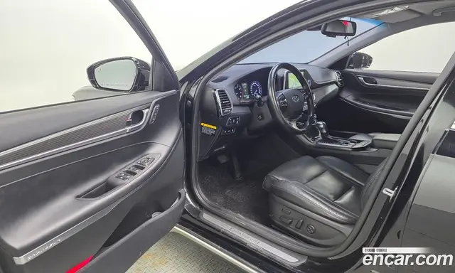 Hyundai Grandeur 2018 3.0 автомат (гидро), миниатюра 10