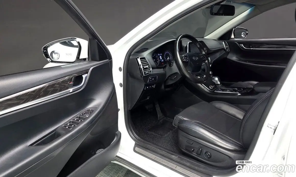 Hyundai Grandeur 2018 3.0 автомат (гидро), фото 11 Hyundai Grandeur 2018 3.0 автомат (гидро), фото 11