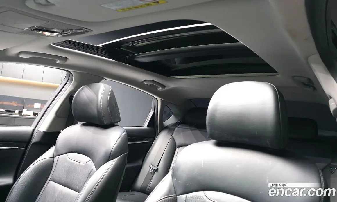 Hyundai Grandeur 2018 2.4 автомат (гидро), фото 19 Hyundai Grandeur 2018 2.4 автомат (гидро), фото 19