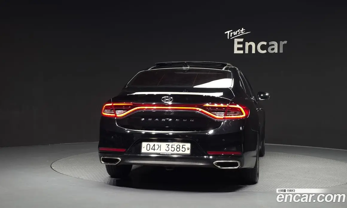 Hyundai Grandeur 2018 2.4 автомат (гидро), фото 4 Hyundai Grandeur 2018 2.4 автомат (гидро), фото 4