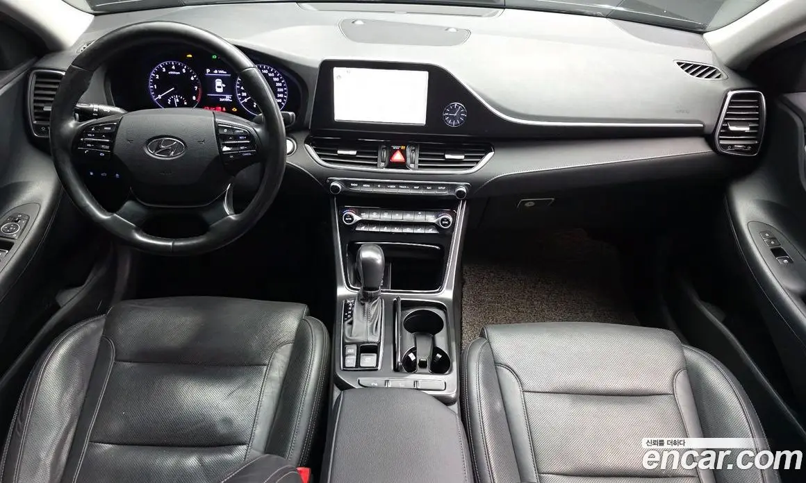 Hyundai Grandeur 2018 2.4 автомат (гидро), фото 7 Hyundai Grandeur 2018 2.4 автомат (гидро), фото 7