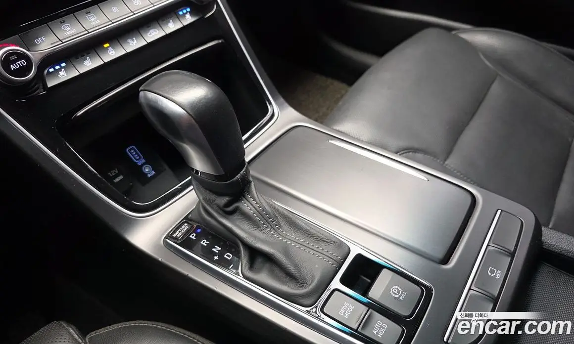 Hyundai Grandeur 2018 2.4 автомат (гидро), фото 9 Hyundai Grandeur 2018 2.4 автомат (гидро), фото 9