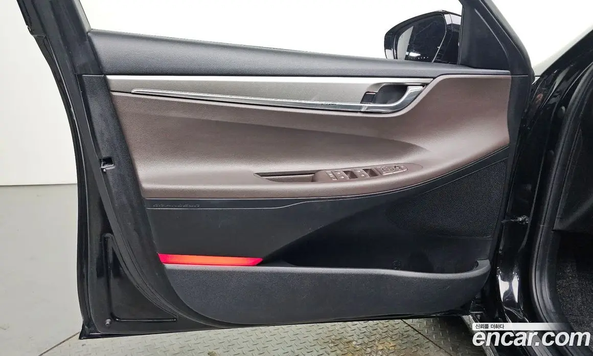 Hyundai Grandeur 2020 2.4 автомат (гидро), фото 14 Hyundai Grandeur 2020 2.4 автомат (гидро), фото 14