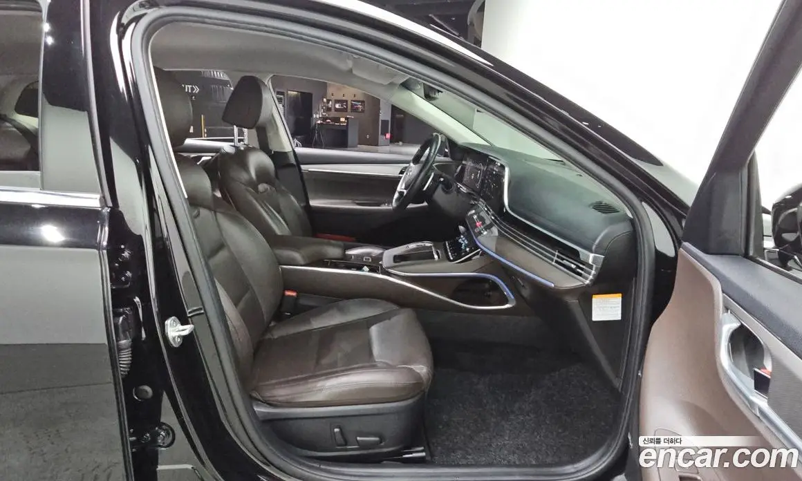 Hyundai Grandeur 2020 2.4 автомат (гидро), фото 18 Hyundai Grandeur 2020 2.4 автомат (гидро), фото 18