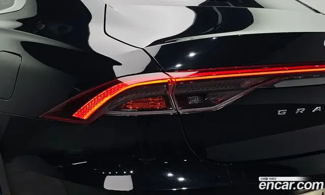 Hyundai Grandeur 2020 2.4 автомат (гидро), миниатюра 9 Hyundai Grandeur 2020 2.4 автомат (гидро), миниатюра 9