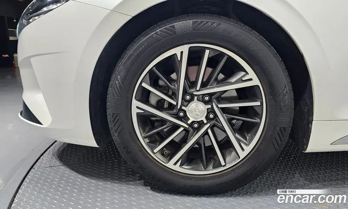 Hyundai Grandeur 2020 2.5 автомат (гидро), фото 5