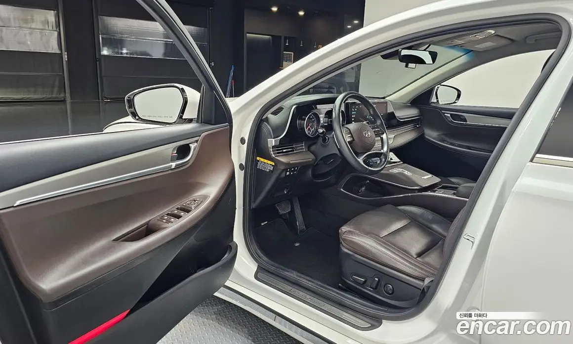 Hyundai Grandeur 2020 2.5 автомат (гидро), фото 10