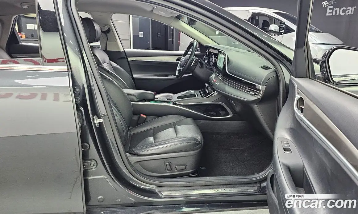 Hyundai Grandeur 2020 3.3 автомат (гидро), фото 11