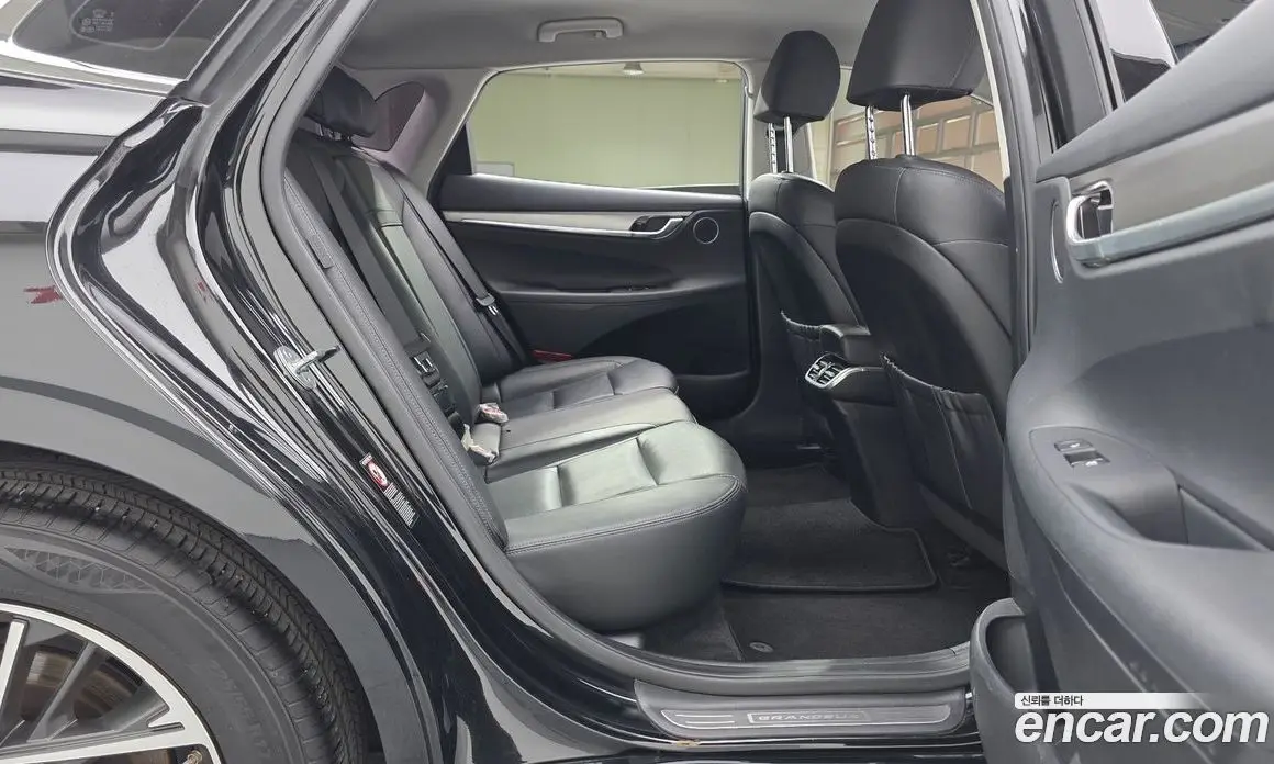 Hyundai Grandeur 2021 2.5 автомат (гидро), фото 11 Hyundai Grandeur 2021 2.5 автомат (гидро), фото 11