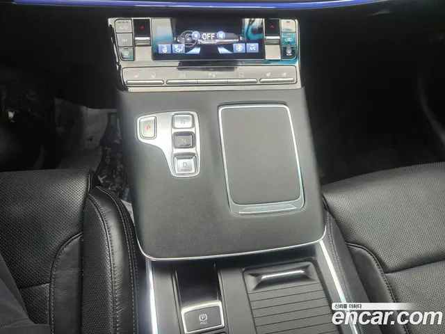 Hyundai Grandeur 2022 2.5 автомат (гидро), миниатюра 8 Hyundai Grandeur 2022 2.5 автомат (гидро), миниатюра 8