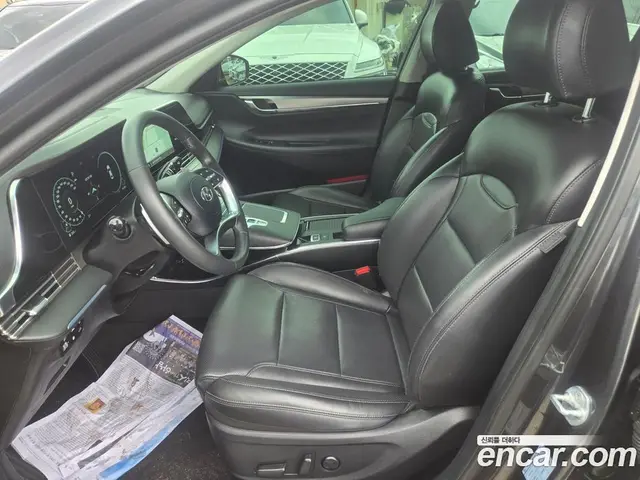 Hyundai Grandeur 2022 2.5 автомат (гидро), миниатюра 10 Hyundai Grandeur 2022 2.5 автомат (гидро), миниатюра 10