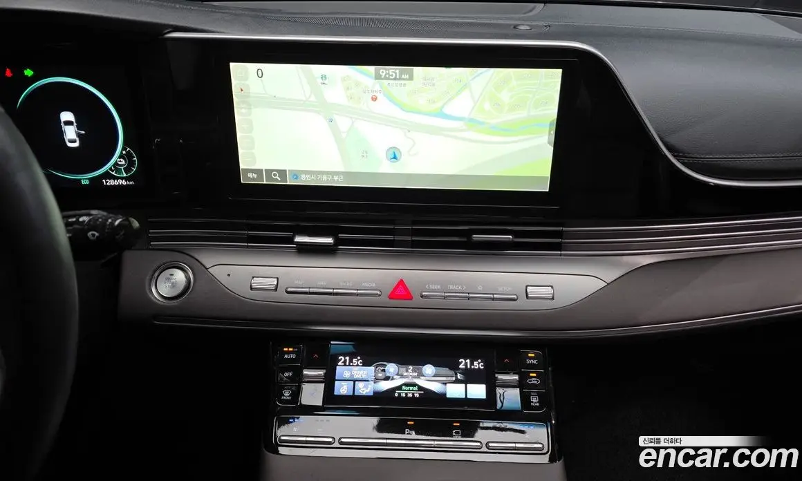 Hyundai Grandeur 2022 2.4 автомат (гидро), фото 19