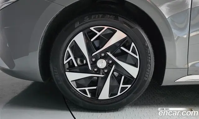 Hyundai Grandeur 2022 2.4 автомат (гидро), миниатюра 5